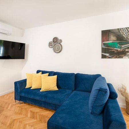 Apartments And Rooms Daisy スプリト エクステリア 写真