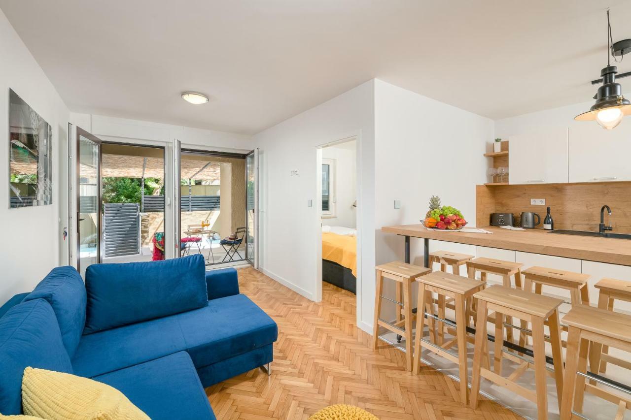 Apartments And Rooms Daisy スプリト エクステリア 写真